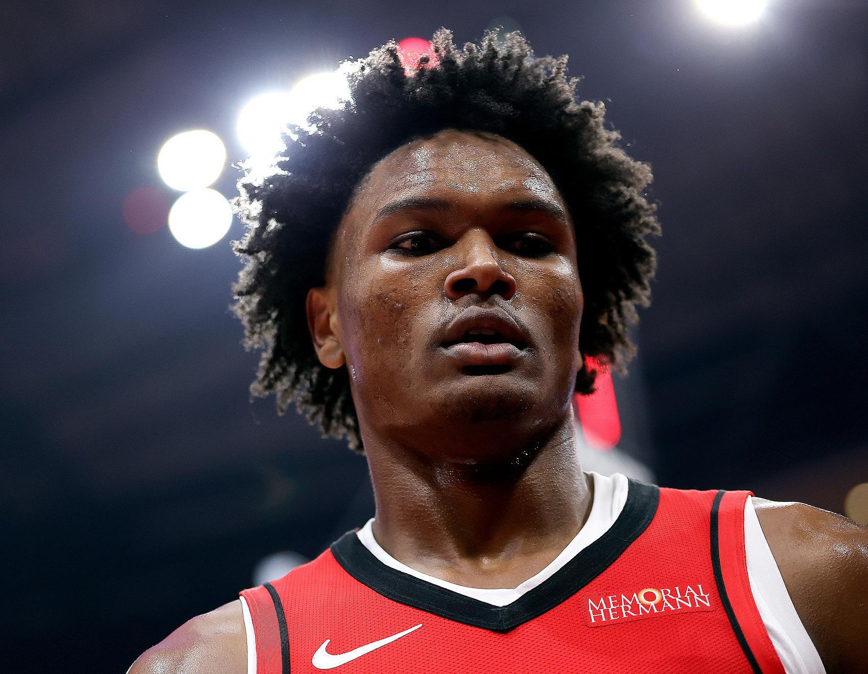 Scotto：火箭不愿在KD交易送出阿门 人们相信他们也不会送出申京