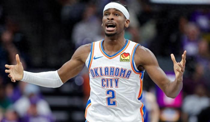 单赛季砍下2800分有多难？历史仅5人做到，现役只有哈登上榜