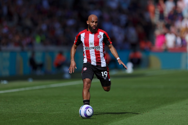 华体会官网下载-曼晚：曼联7000万镑第三次报价姆贝莫，并有信心布伦特福德能接受